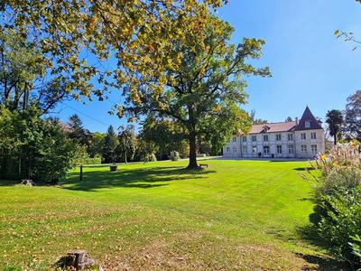 Demeure - 665 m² - 20 pièces