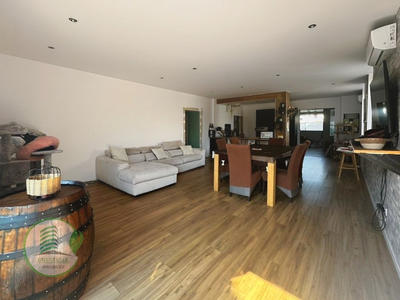 Maison - 171 m² - 7 pièces