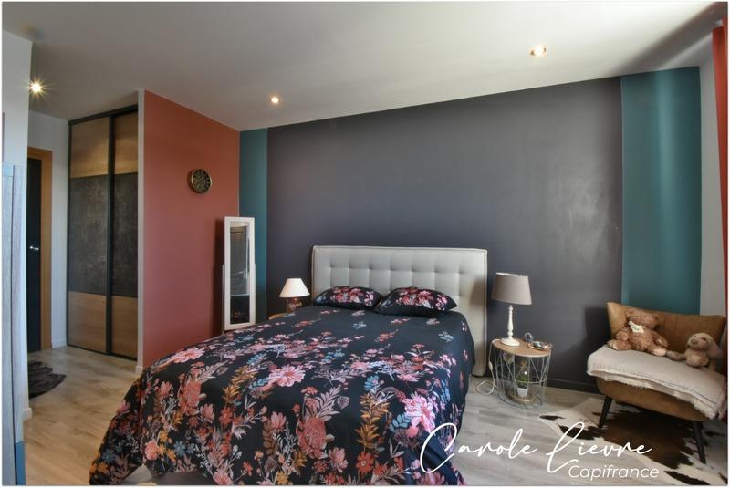 Maison - 121 m² - 5 pièces