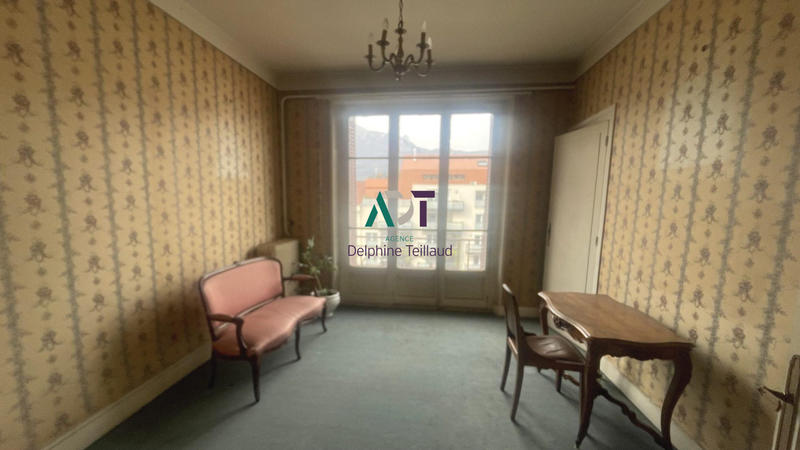 Appartement - 133 m² - 6 pièces