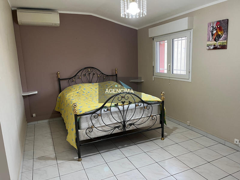 Villa - 270 m² - 12 pièces