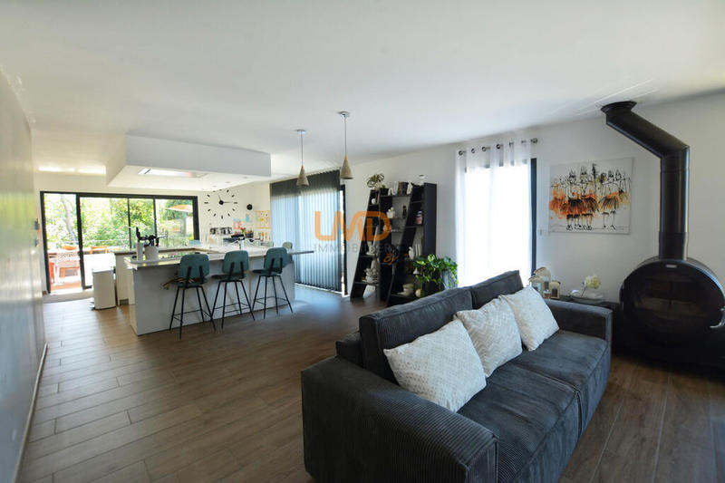 Maison - 147 m² - 6 pièces