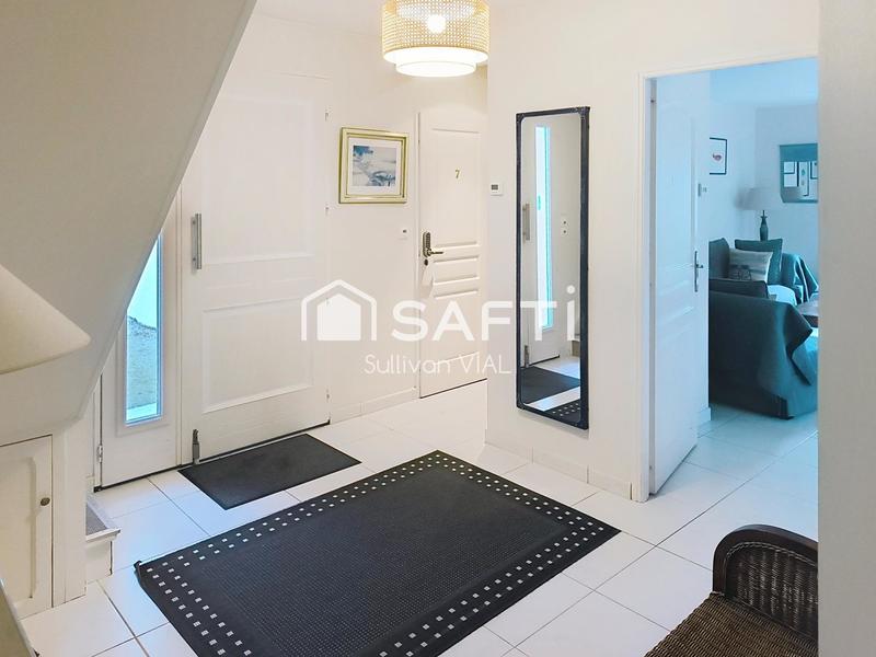 Villa - 228 m² - 10 pièces