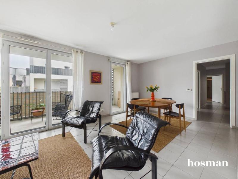 Appartement - 86 m² - 4 pièces