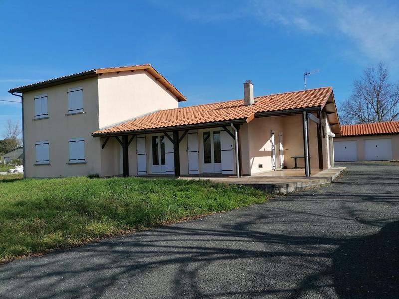 Maison - 110 m² - 5 pièces