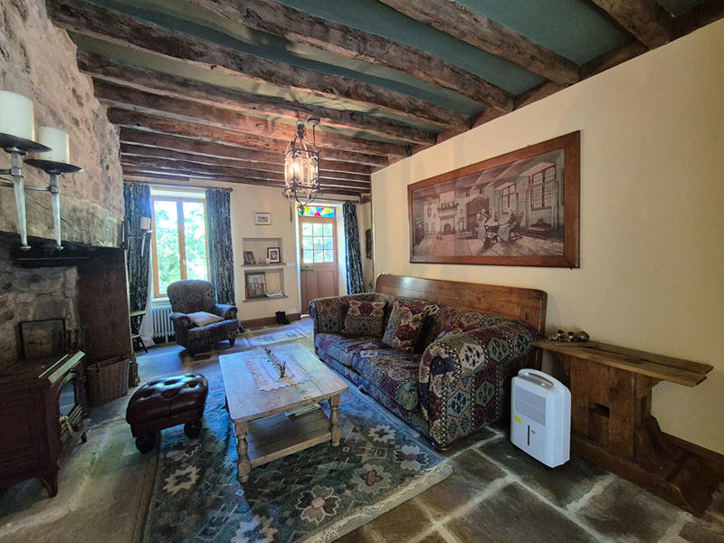 Maison - 265 m² - 9 pièces