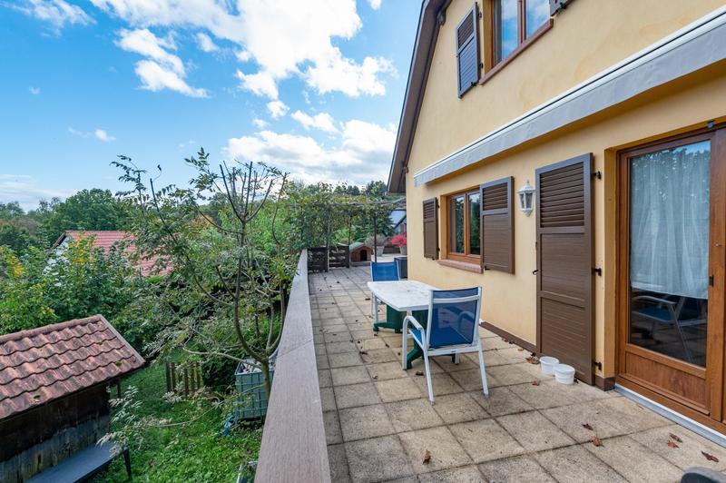 Maison - 236 m² - 11 pièces