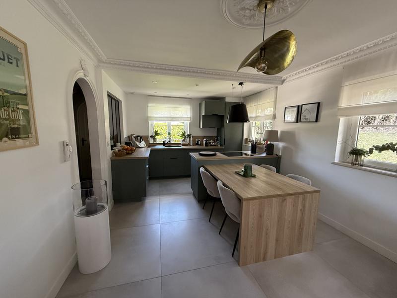 Maison - 148 m² - 6 pièces