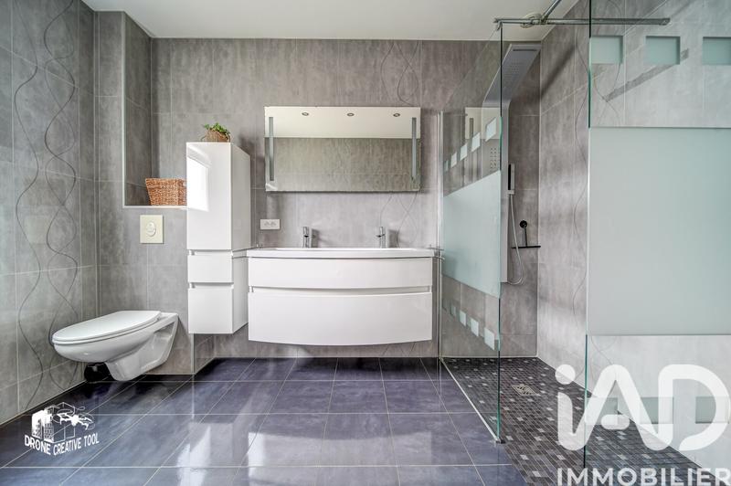 Maison - 133 m² - 7 pièces