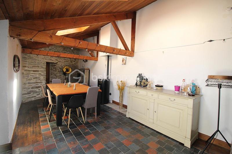 Maison en pierre - 193 m² - 7 pièces