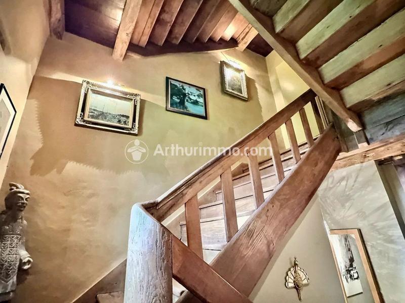 Maison - 700 m² - 12 pièces