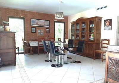 Maison - 212 m² - 7 pièces