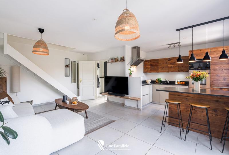 Maison - 90 m² - 4 pièces