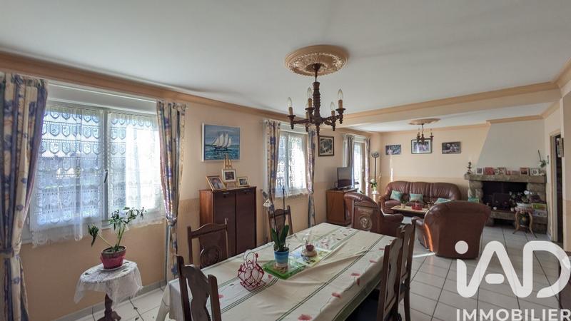 Maison - 136 m² - 6 pièces