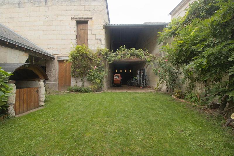 Maison - 235 m² - 10 pièces