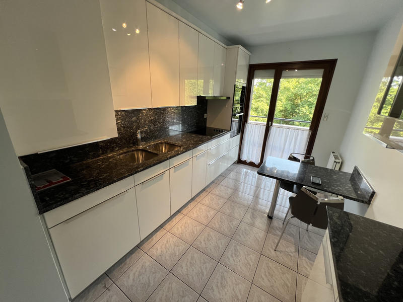 Appartement - 85 m² - 4 pièces