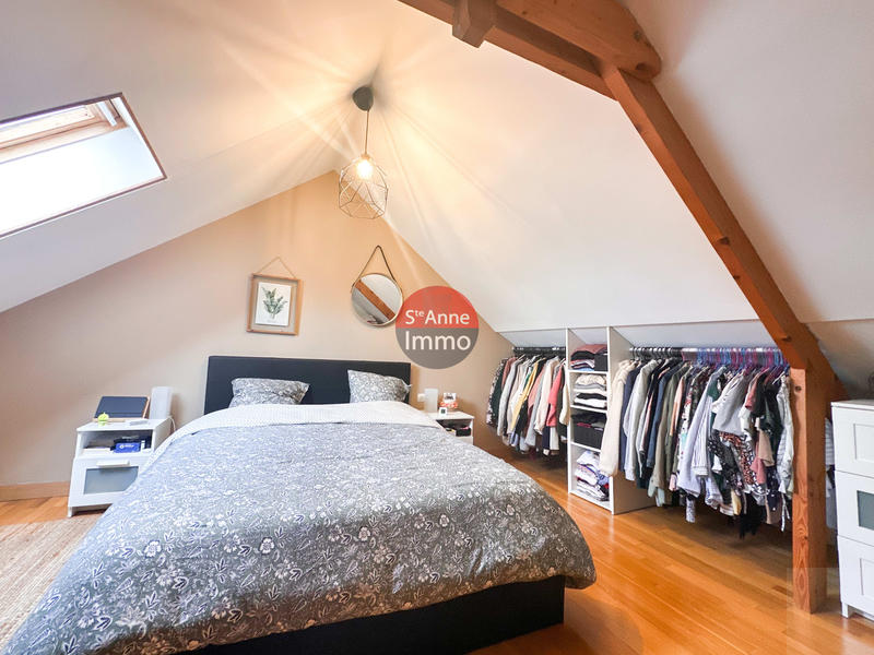 Maison - 95 m² - 5 pièces