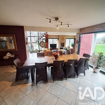 Maison de maîtres - 250 m² - 10 pièces