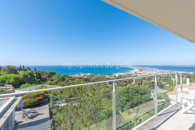 Maison - 104 m² - 5 pièces