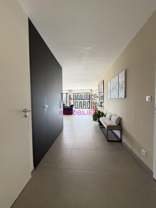 Maison - 180 m² - 6 pièces