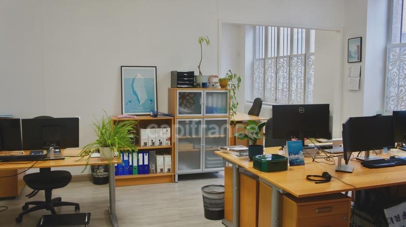 Bureau - 115 m² - 5 pièces