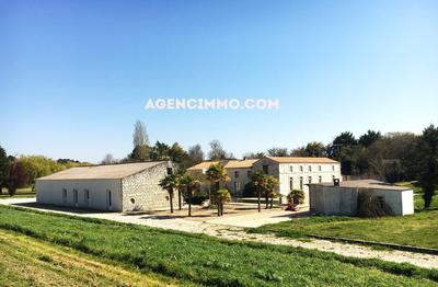 Villa - 480 m² - 17 pièces