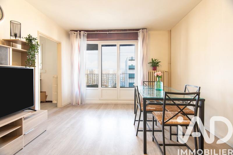 Studio - 33 m² - 1 pièce