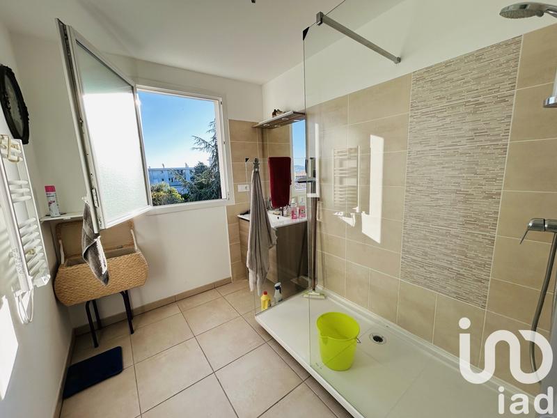 Appartement - 83 m² - 4 pièces