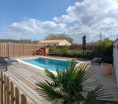 Maison - 105 m² - 4 pièces