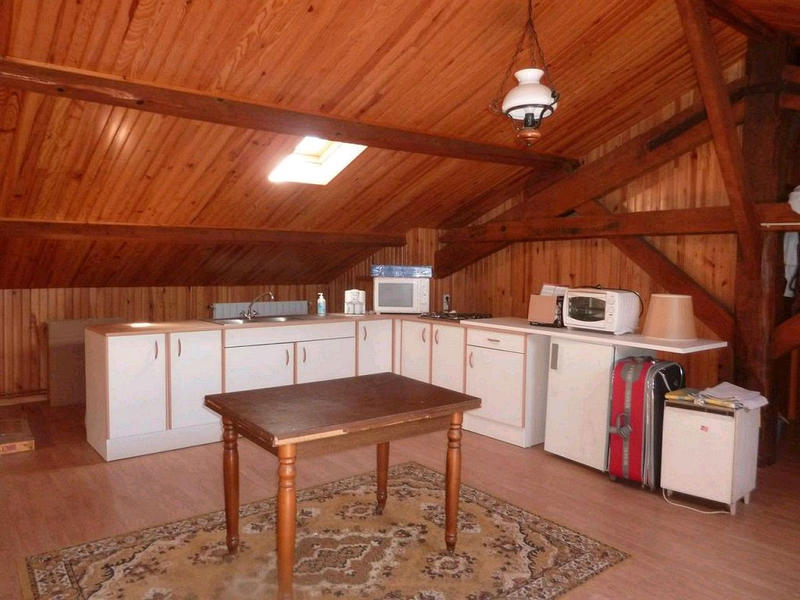 Maison - 220 m² - 8 pièces