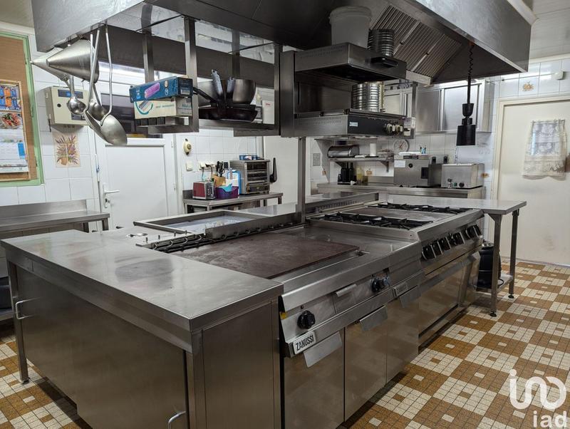 Local commercial - 200 m²