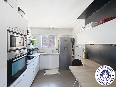 Appartement - 90 m² - 3 pièces