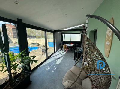 Maison - 340 m² - 10 pièces