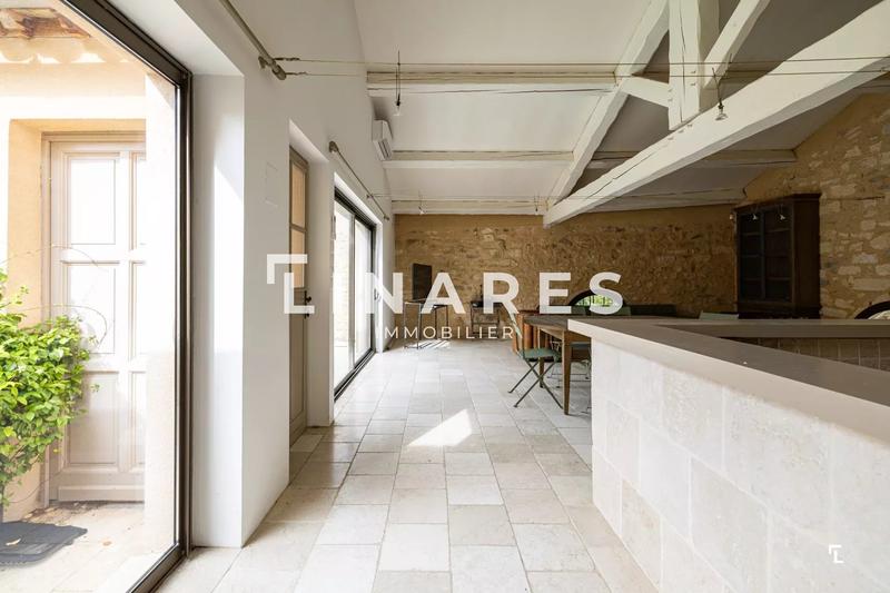 Maison - 210 m² - 5 pièces