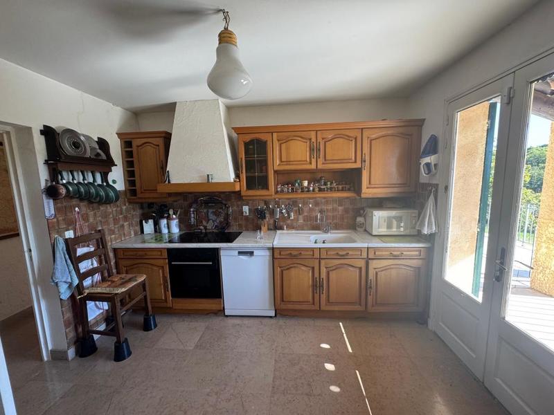 Villa - 100 m² - 3 pièces