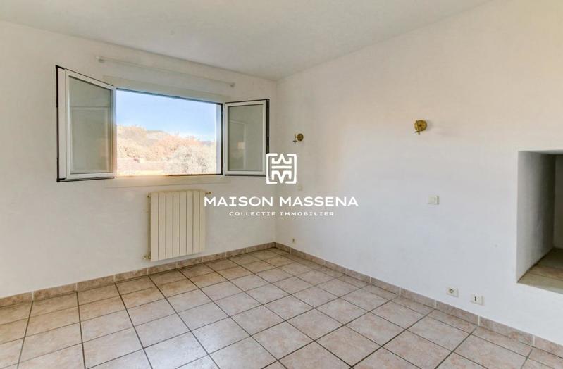 Appartement - 122 m² - 4 pièces