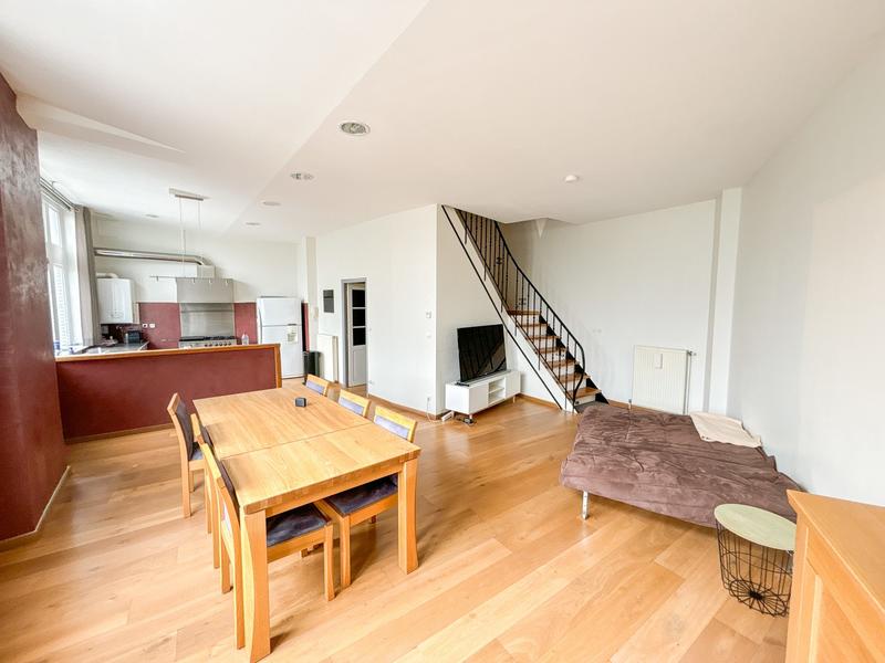 Appartement - 337 m² - 4 pièces