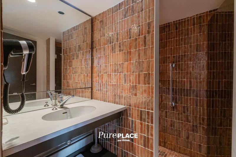 Appartement - 141 m² - 4 pièces