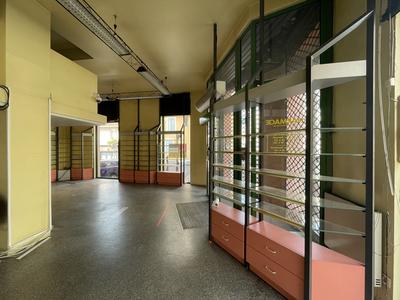 Local commercial - 73 m²
