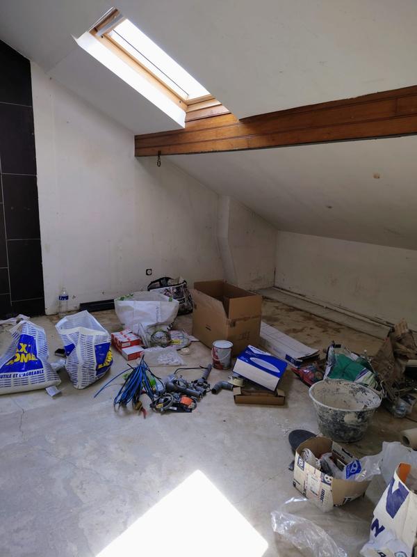 Maison - 205 m² - 12 pièces