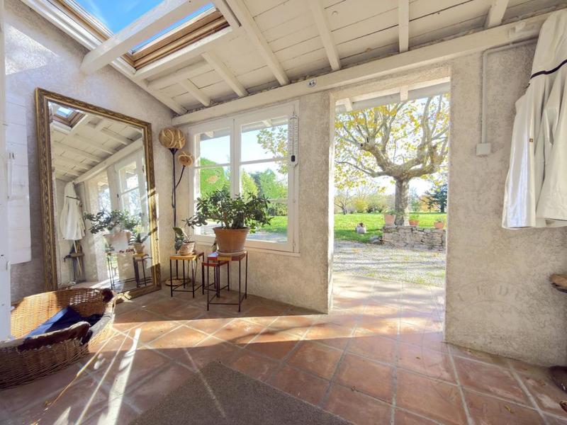 Maison - 192 m² - 9 pièces