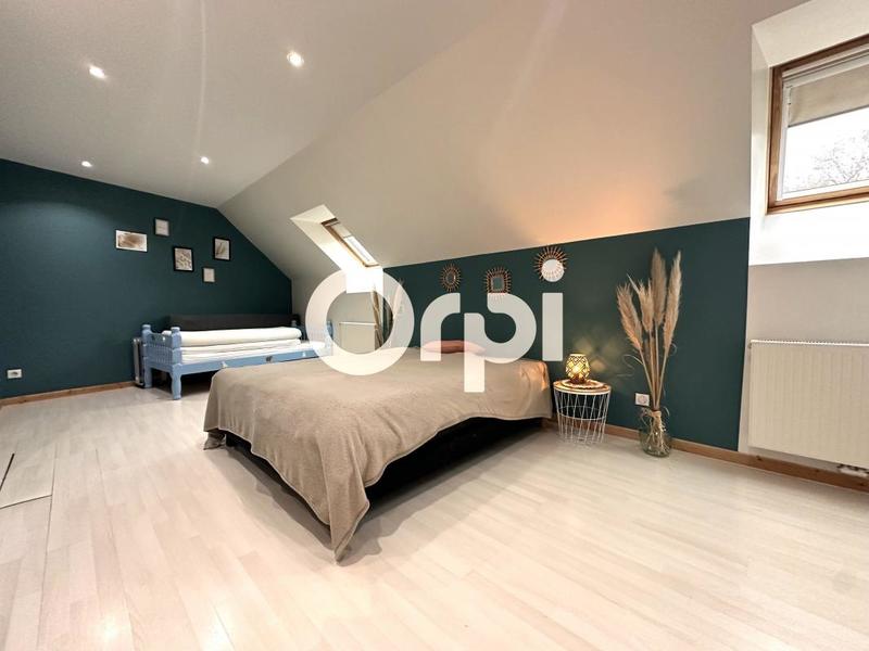 Maison - 336 m² - 7 pièces