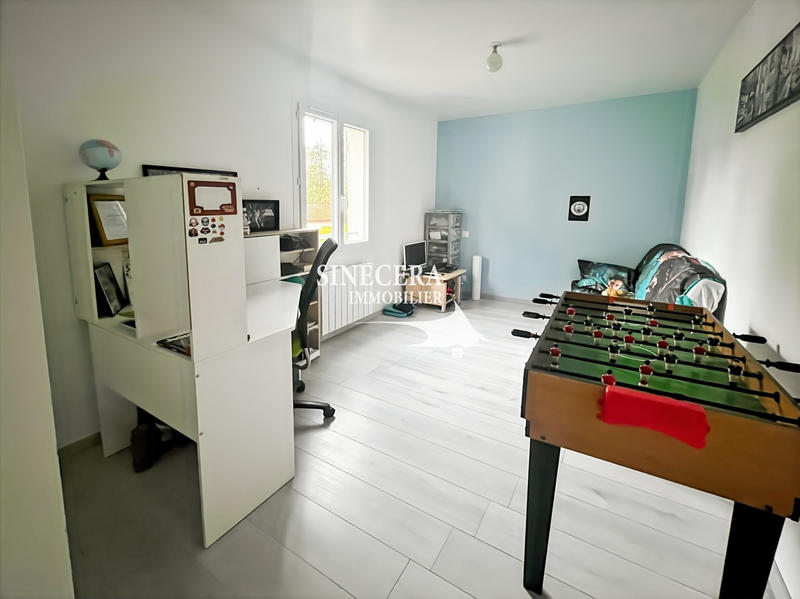 Appartement - 90 m² - 5 pièces