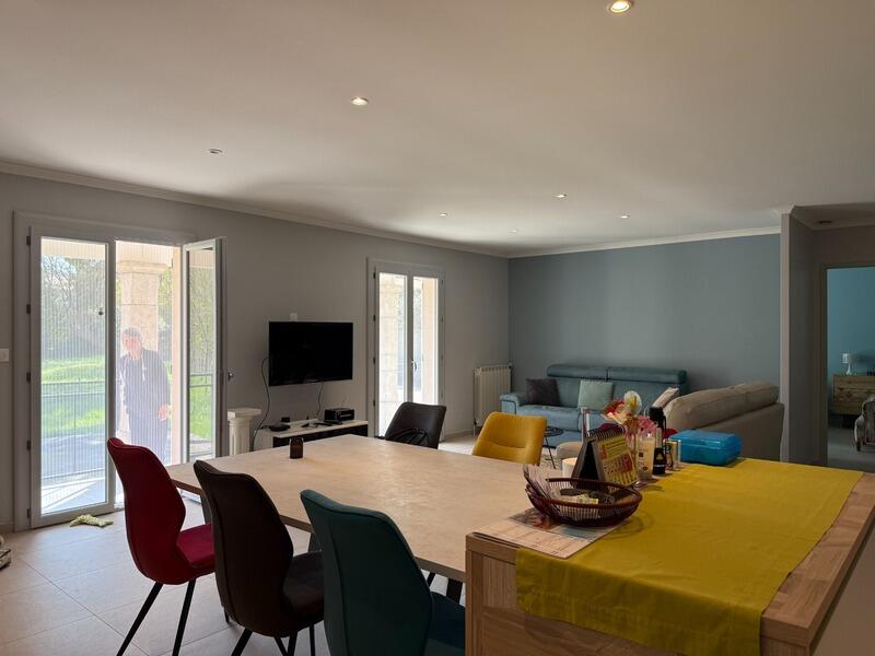 Maison - 101 m² - 4 pièces