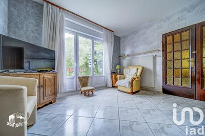 Maison - 203 m² - 9 pièces