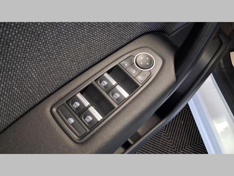 Renault Captur E-Tech full hybrid 145 ch Techno