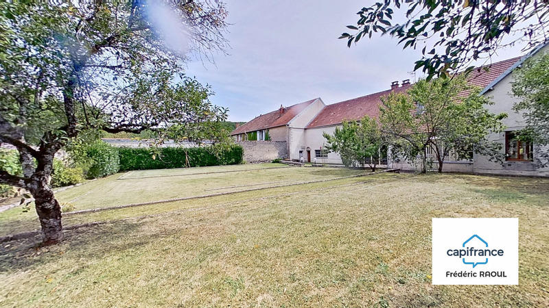 Maison - 215 m² - 6 pièces