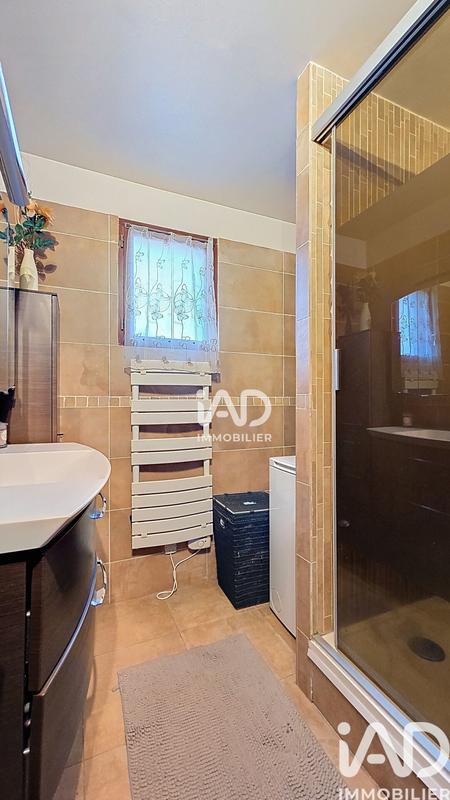 Maison - 101 m² - 5 pièces