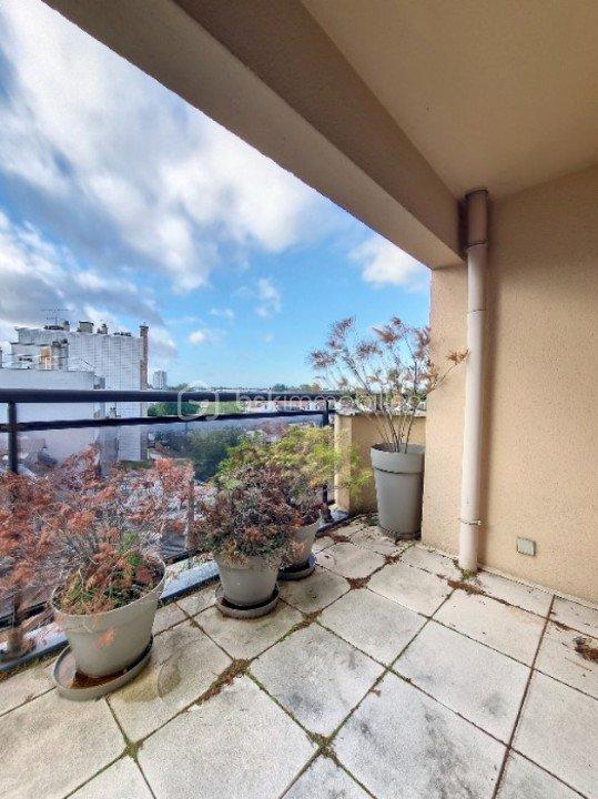 Appartement - 75 m² - 4 pièces