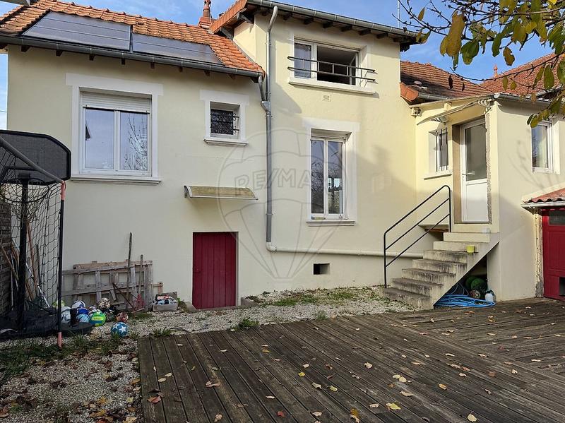 Maison - 100 m² - 5 pièces